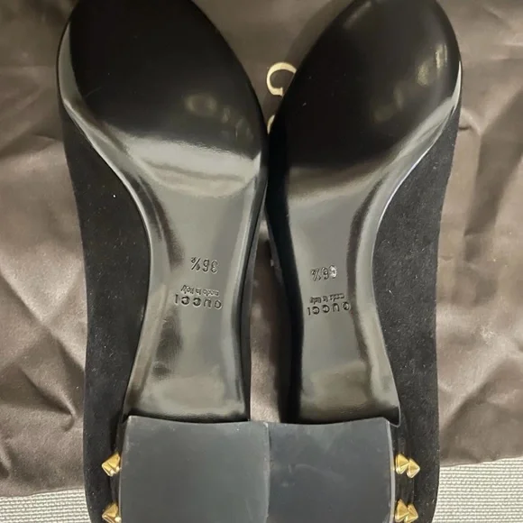 NWB Gucci Jacquelyne Black Suede Gold Studded Heel Accent Pumps - Sz 6.5 - Picture 4 of 8